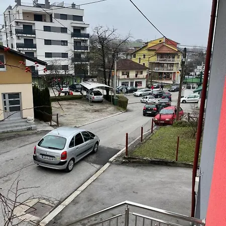 Centar Cuprija * Cazin