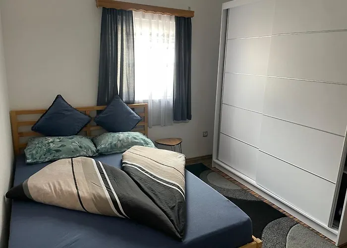 Centar Cuprija アパート ツァジン